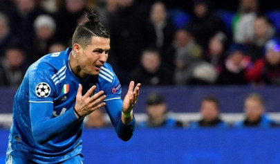 wobbling juve inter aim for cup glory amid coronavirus chaos