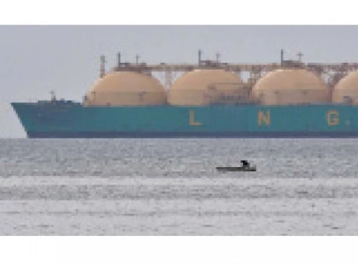 unique lng agreement to be signed
