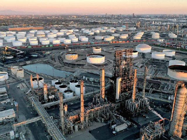 the standing committee was informed that the key risk to external sector stability came from the rise in international commodity prices brent crude prices have jumped to 95 per barrel in september photo reuters the standing committee was informed that the key risk to external sector stability came from the rise in international commodity prices brent crude prices have jumped to 95 per barrel in september photo reuters