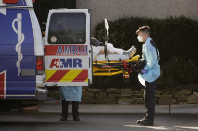 california declares emergency over coronavirus as us death toll rises to 11