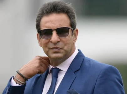 wasim akram advices newly appointed pcb officials to be brave