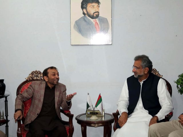 pml n leader meets dr farooq sattar in karachi says country s exiting governance model has failed photo ppi