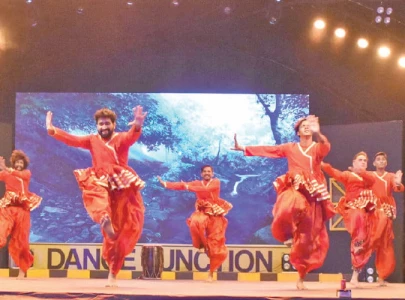dance junction enthrals karachiites dance junction enthrals karachiites