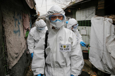 two apartment buildings in south korea quarantined over virus two apartment buildings in south korea quarantined over virus