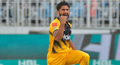 hbl psl 5 zalmi down united in rain interrupted match hbl psl 5 zalmi down united in rain interrupted match