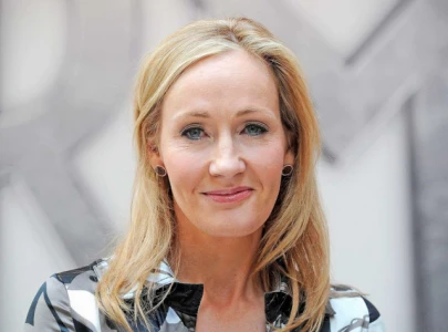 jk rowling s shocking revelation loved ones begged her silence on trans views but she refused