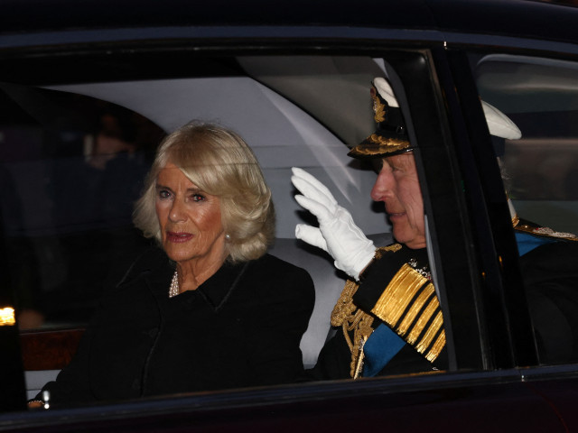 the queen s secret evening with rarely seen grandchildren the queen s secret evening with rarely seen grandchildren