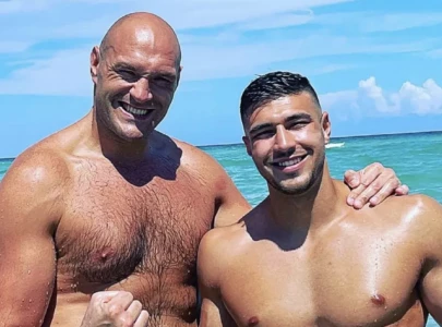 tommy fury breaks silence on brother tyson s shocking defeat to usyk