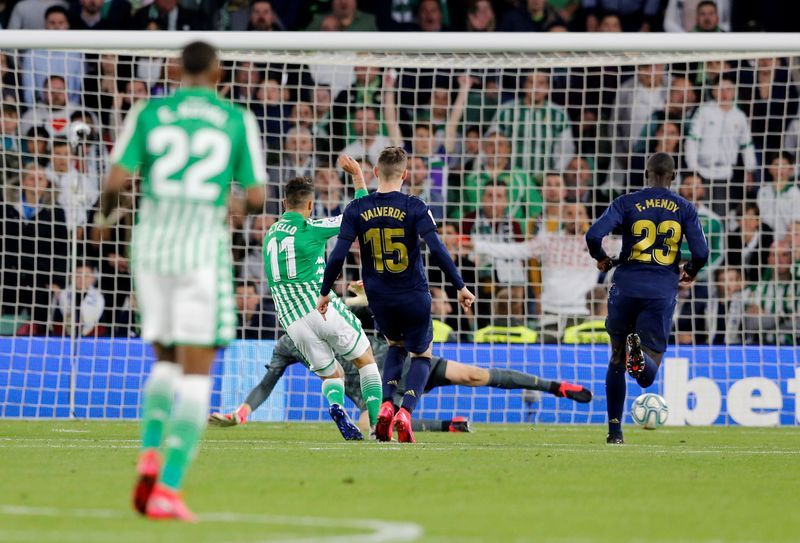 former barca forward tello grabbed the decisive late goal that saw his old team regain the lead in the see saw title race photo reuters