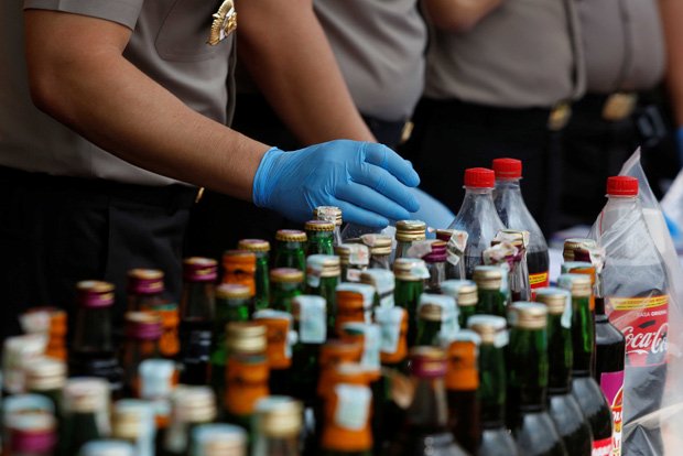 bootleg booze kills 27 in iran after virus cure rumours