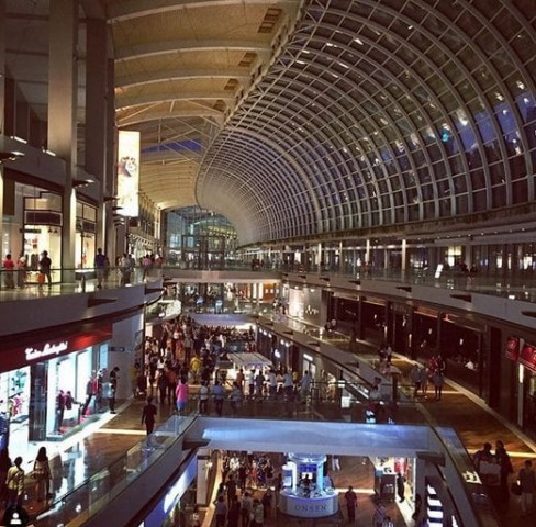 marina bay sands shopping mall photo niha dagia