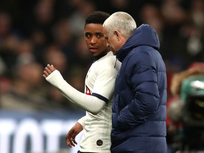 bergwijn out for season mourinho still confident of tottenham success