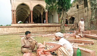 restoration diwane aam to open for awam by year end