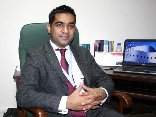 one in 10 adults has a chronic kidney condition in the country says dr junaid iqbal photo express one in 10 adults has a chronic kidney condition in the country says dr junaid iqbal photo express