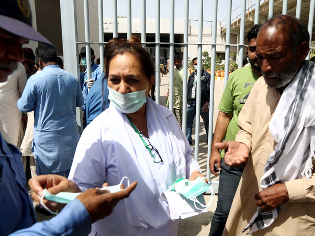 first locally transmitted coronavirus case emerges in karachi