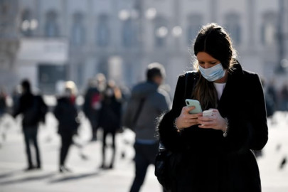 how to clean your phone to help protect against coronavirus how to clean your phone to help protect against coronavirus