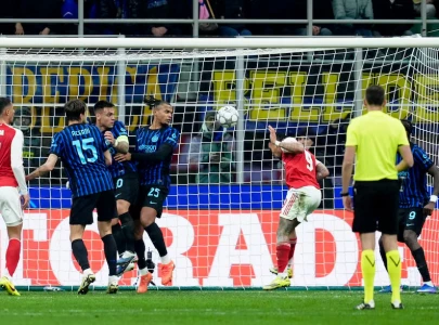 arsenal in seventh heaven with 3 1 win at inter