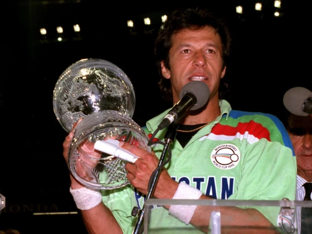 Former international captains urge Pakistan to ensure medical care for Imran Khan
