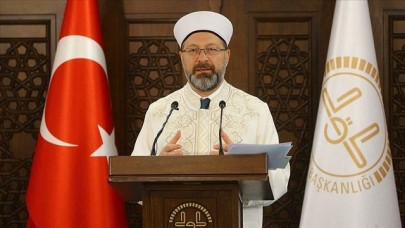 turkey suspends mass prayers in mosques