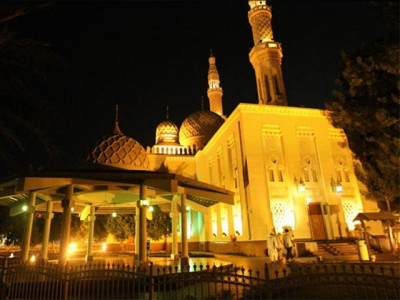 uae suspends prayers at mosques other places of worship uae suspends prayers at mosques other places of worship