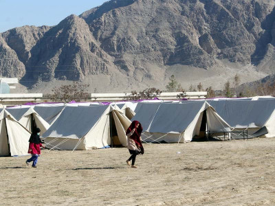 sindh asks centre to fly taftan pilgrims to karachi sindh asks centre to fly taftan pilgrims to karachi