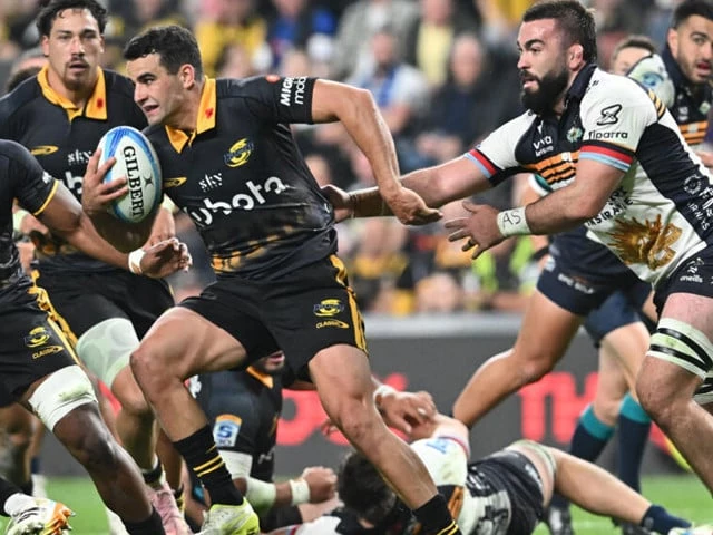 Brumbies battle the odds in playoff