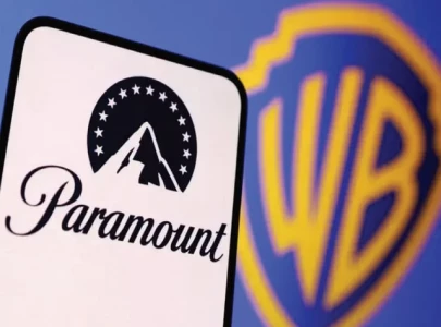 us clears paramount s 111b warner bros takeover