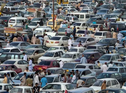 pakistan s auto battleground japanese cars giving in to chinese nevs pakistan s auto battleground japanese cars giving in to chinese nevs