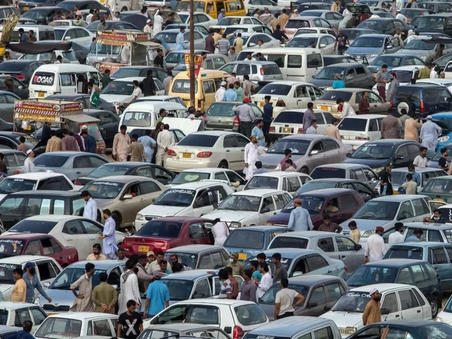 Pakistan’s auto battleground: Japanese cars giving in to Chinese NEVs