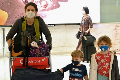 australia tells citizens to come home and stop travelling abroad australia tells citizens to come home and stop travelling abroad