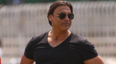 shoaib akhtar slams javed afridi after abrupt ending to psl shoaib akhtar slams javed afridi after abrupt ending to psl