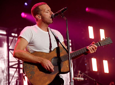 artists stream concerts from home amid coronavirus shutdown artists stream concerts from home amid coronavirus shutdown