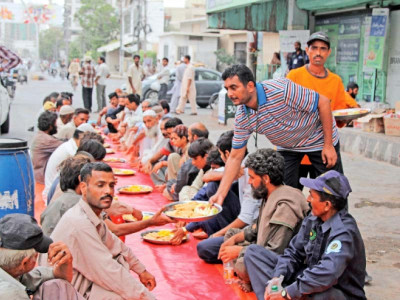 saylani welfare trust announces distribution of food in karachi