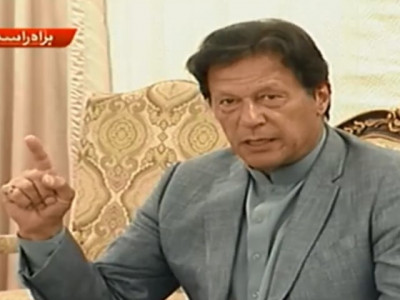 people should self quarantine for 45 days to cope with coronavirus pm imran people should self quarantine for 45 days to cope with coronavirus pm imran