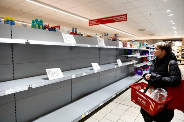 un fao economist says supply is not an issue but behavioural change over food security photo reuters