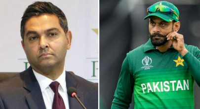 wasim issues warning to hafeez after sharjeel jibe