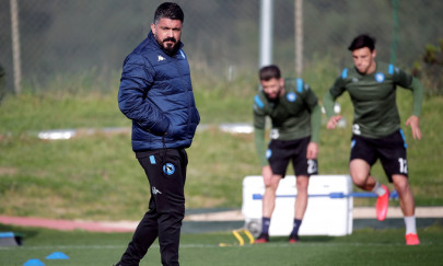 italy s napoli lazio backtrack on return to training