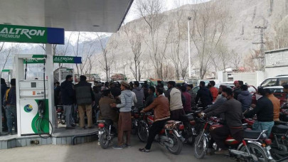 g b to tighten lockdown as new coronavirus cases leap