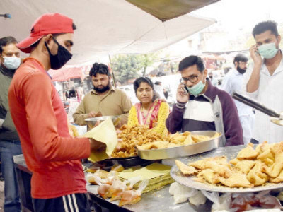 islamabad pays no heed to isolation directives islamabad pays no heed to isolation directives