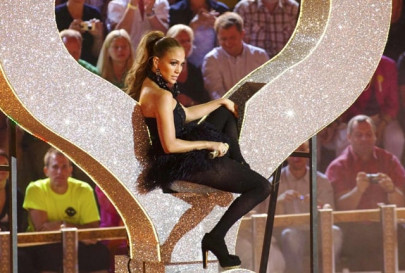jlo to bag 21m pounds for american idol