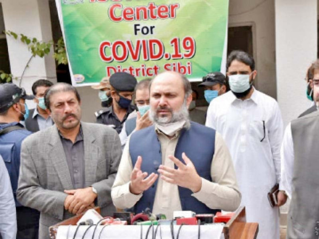 balochistan chief minister jam kamal khan talking to the media in sibi photo express balochistan chief minister jam kamal khan talking to the media in sibi photo express