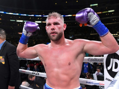 world champion boxer saunders sorry for hit women virus video world champion boxer saunders sorry for hit women virus video