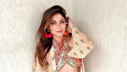 kanika kapoor gets emotional over covid 19 diagnosis kanika kapoor gets emotional over covid 19 diagnosis