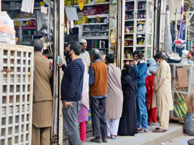 under curfew stores race to restock shelves under curfew stores race to restock shelves