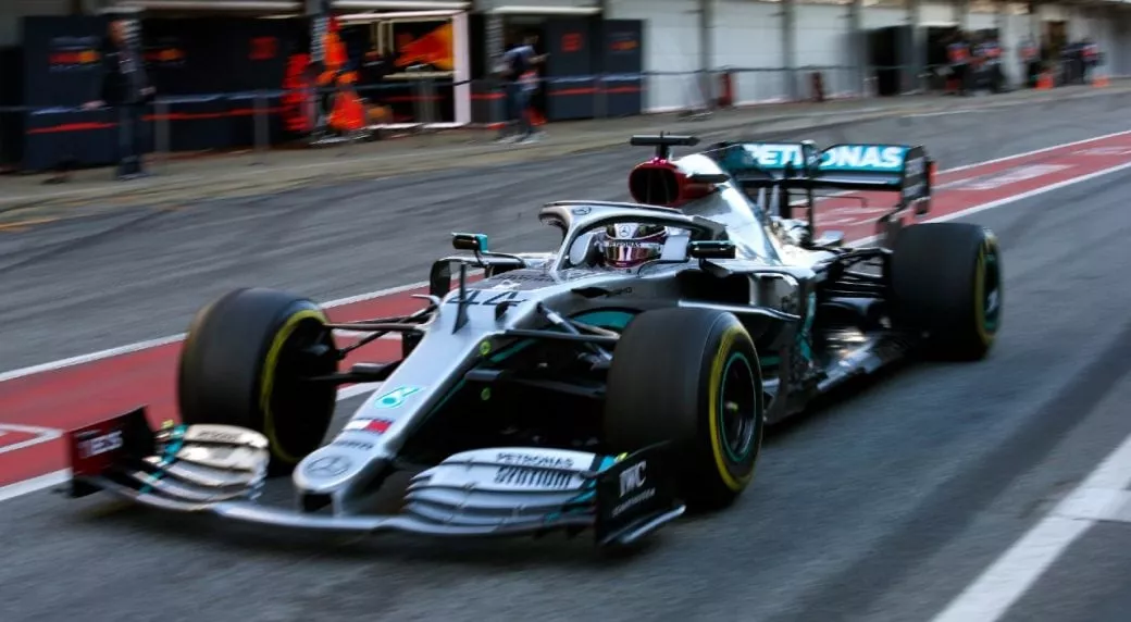 teams at ucl and mercedes have reverse engineered the device and say they can make them quickly quot by the thousands quot photo afp teams at ucl and mercedes have reverse engineered the device and say they can make them quickly quot by the thousands quot photo afp