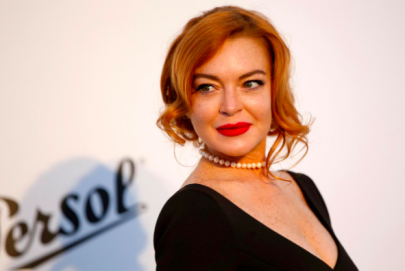 lindsay lohan tries to make a musical return during coronavirus pandemic