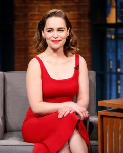 emilia clarke offers virtual date for covid 19 relief fund