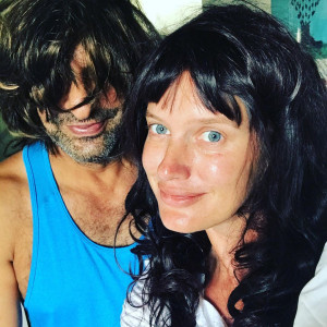 shaniera and wasim akram share hilarious pictures while in quarantine shaniera and wasim akram share hilarious pictures while in quarantine