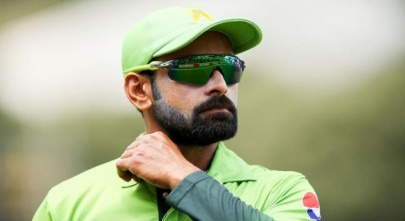 hafeez includes one pakistani in his top five batsmen of all time hafeez includes one pakistani in his top five batsmen of all time