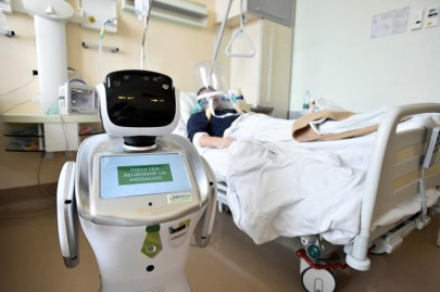 tommy the robot nurse helps keep italy doctors safe from coronavirus tommy the robot nurse helps keep italy doctors safe from coronavirus